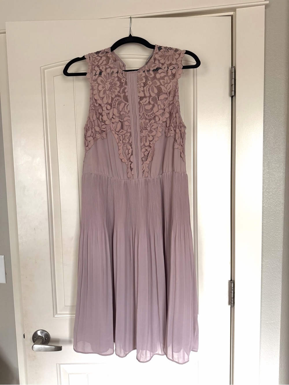 H&M Lace Bodice Pleated Midi Dress in Dusty Mauve